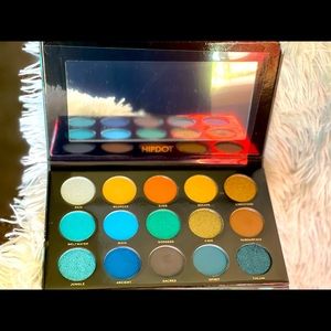 Hipdot Cenote eyeshadow palette